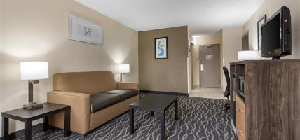 Quality Inn and Suites Lafayette I-65