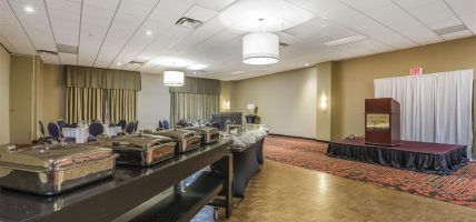 Quality Hotel and Conference Centre (Fort McMurray, Wood Buffalo)