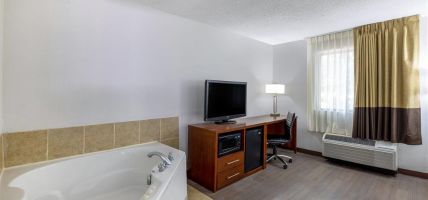 NORWOOD INN AND SUITES (Brooklyn Center)
