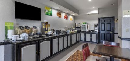 Quality Inn and Suites I-35 E/Walnut Hill (Dallas)