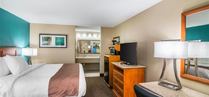Quality Inn & Suites Near White Sands National Monument (Alamogordo)