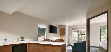 Hotel Four Points by Sheraton Raleigh Arena