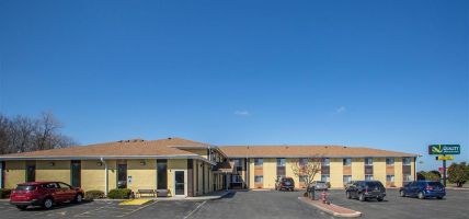 Quality Inn and Suites West Bend
