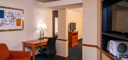 Fairfield Inn and Suites by Marriott Greensboro Wendover