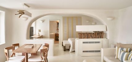 Mystique a Luxury Collection Hotel Santorini