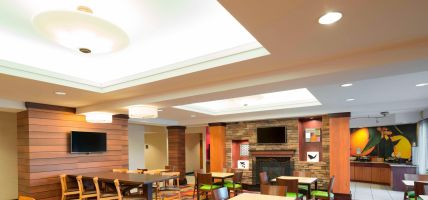 Fairfield Inn and Suites by Marriott State College