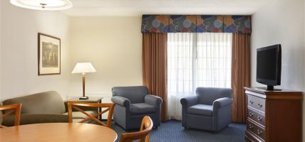 Country Inn and Suites (Fredericksburg)