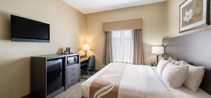 Quality Inn and Suites Fishkill South near I-84