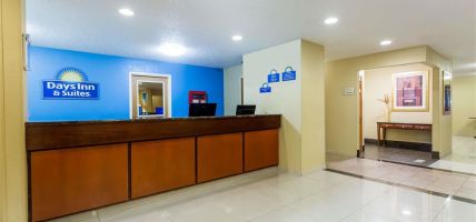 Days Inn & Suites by Wyndham Bloomington/Normal IL