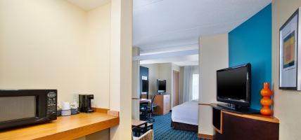 Fairfield Inn and Suites by Marriott Lexington North