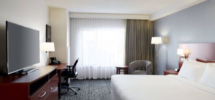 Fairfield Inn and Suites by Marriott Montreal Airport