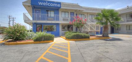 Motel 6 San Antonio-Sam Houston
