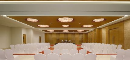 Four Points by Sheraton Hotel and Serviced Apartments Pune (Poona)