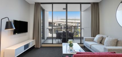 Hotel Meriton Suites North Ryde