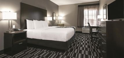 La Quinta Inn & Suites by Wyndham Fort Worth West - I-30