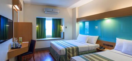 Hotel Microtel by Wyndham South Forbes near Nuvali (Silang)