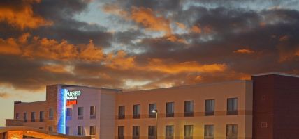 Fairfield Inn and Suites by Marriott Lincoln Southeast