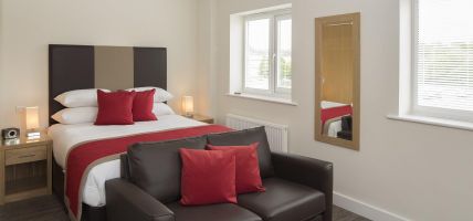 Hotel Beneficial House Apartments by House of Fisher (Bracknell Forest)