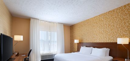 Fairfield Inn and Suites by Marriott Lincoln Airport
