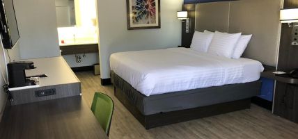 Hotel SureStay Plus by Best Western Sacramento Cal Expo