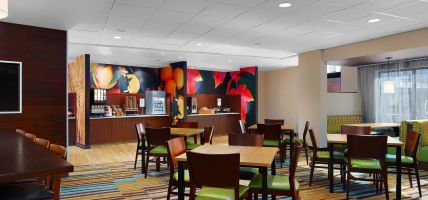 Fairfield Inn and Suites by Marriott Fresno Yosemite International Airport (Las Palmas)