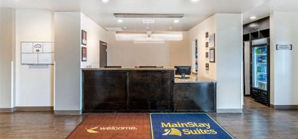 Hotel MainStay Suites Denver Intl Airport