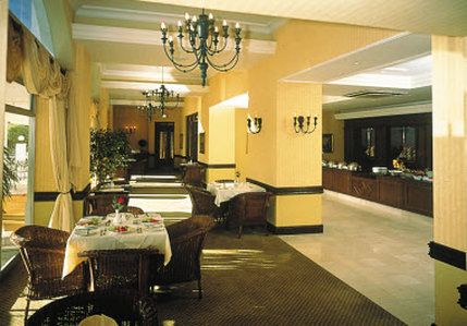 Balmoral Hotel (Durban)