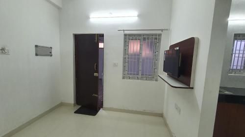 Jr Service Apartment Hotel - India