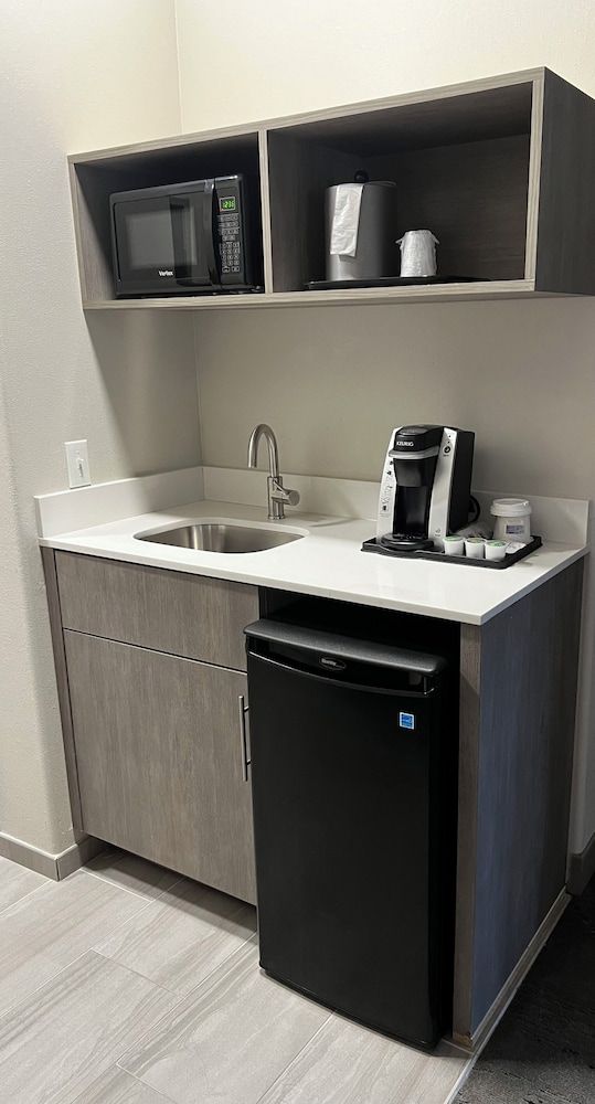 Holiday Inn Express & Suites Oklahoma City Nw-quail Springs By Ihg - Edmond, OK