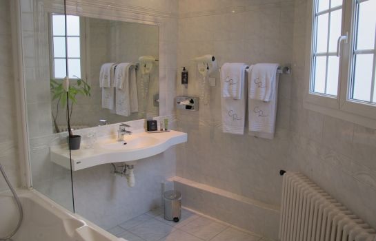 Hostellerie Du Chapeau Rouge
