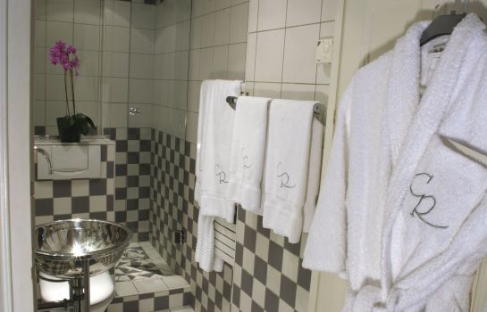 Hostellerie Du Chapeau Rouge