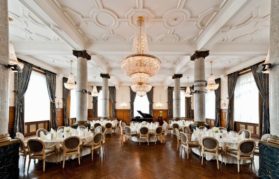 Les Trois Rois Grand Hotel