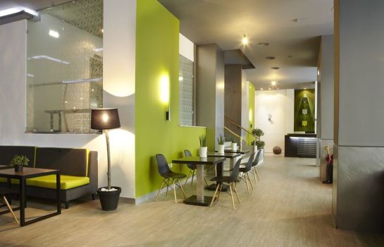 City Hotel