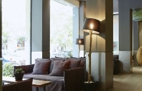 City Hotel