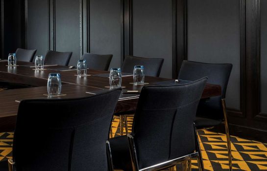 Hilton Vienna Plaza