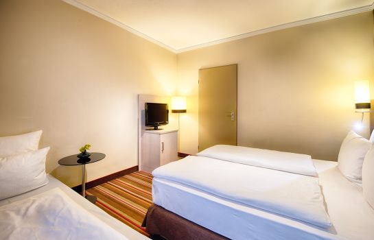 Leonardo Hotel & Residenz München