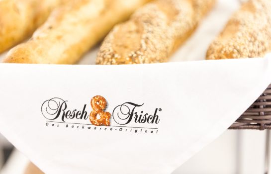 Santoni Freelosophy Hotel