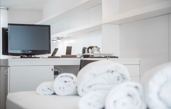 Santoni Freelosophy Hotel