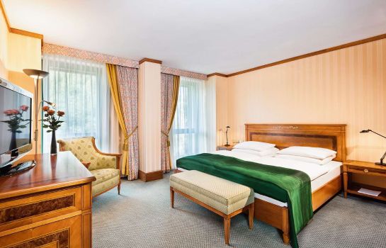Best Western Premier Grand Hotel Russischer Hof