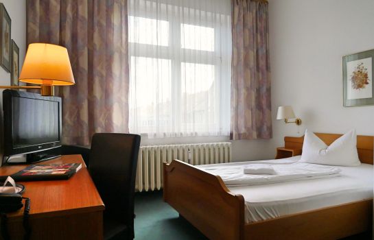 Hotels Near Haus Des Gastes