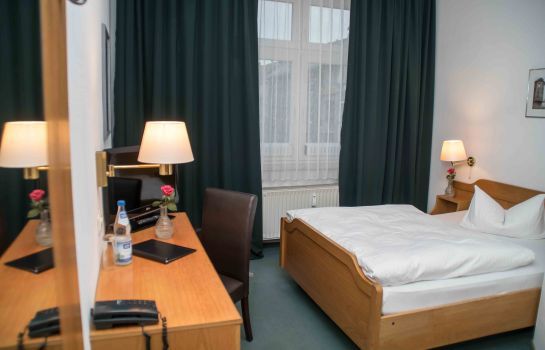 Hotels Near Haus Des Gastes