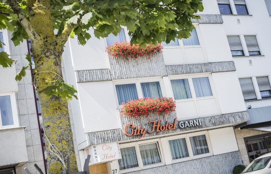 Hotels Near Edwin Scharff Haus