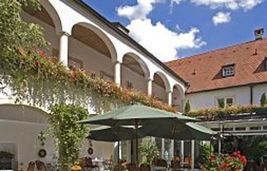 Schlosshotel Neufahrn
