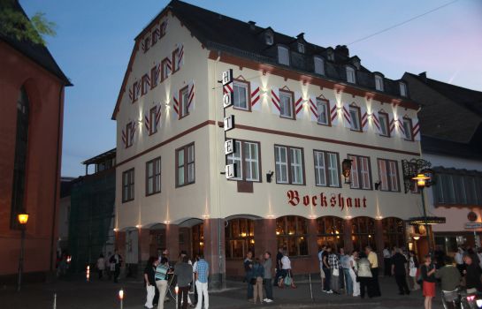 Hotels Near Justus Liebig Haus
