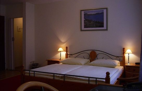Hotels Near Justus Liebig Haus
