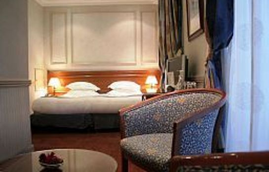 Waldorf Madeleine Hotel