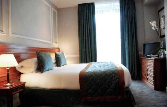 Waldorf Madeleine Hotel