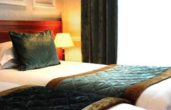 Waldorf Madeleine Hotel