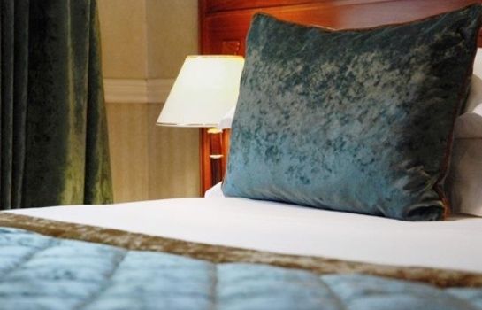 Waldorf Madeleine Hotel
