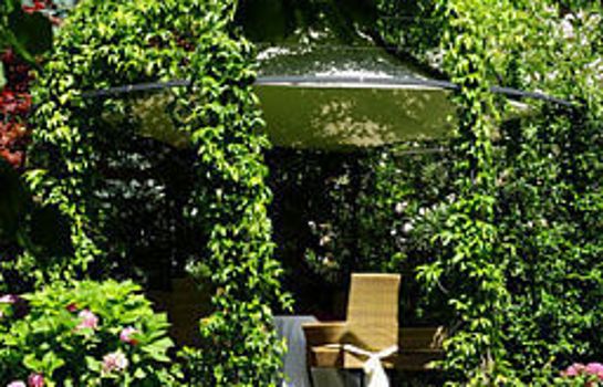 Zea Curtis Gartenresidence